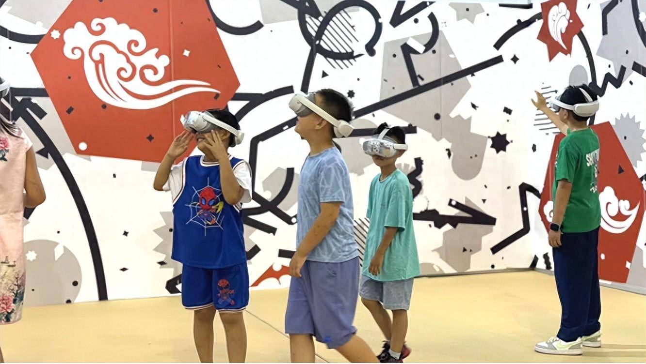 头VR大空间引爆全民热潮体验未来的娱乐世界欢乐码(图4)